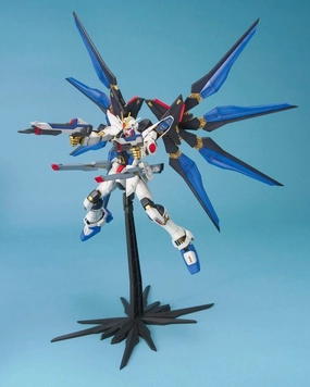 Gundam 1/100 MG Seed Destiny ZGMF-X20A Strike Freedom Gundam Model Kit Appreciating Asset