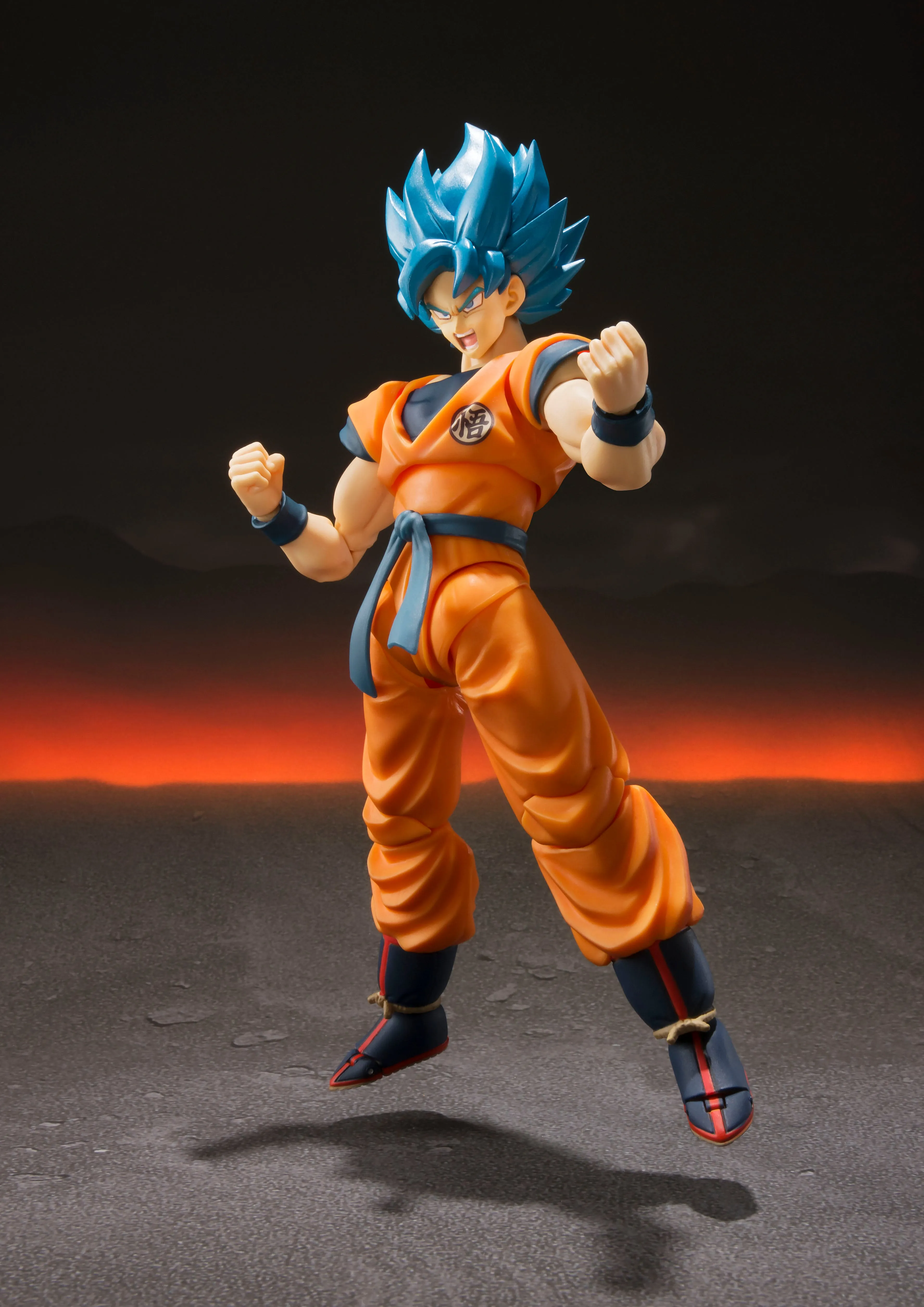 S.H. Figuarts Dragon Ball Super Saiyan God Super Saiyan Goku Blue Action Figure Constant Companion