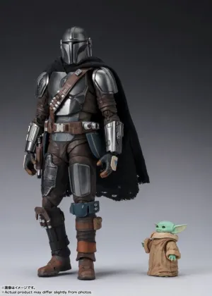 Workstation Decor Fantasy Goods S.H. Figuarts Star Wars The Mandalorian and Grogu Set Action Figure
