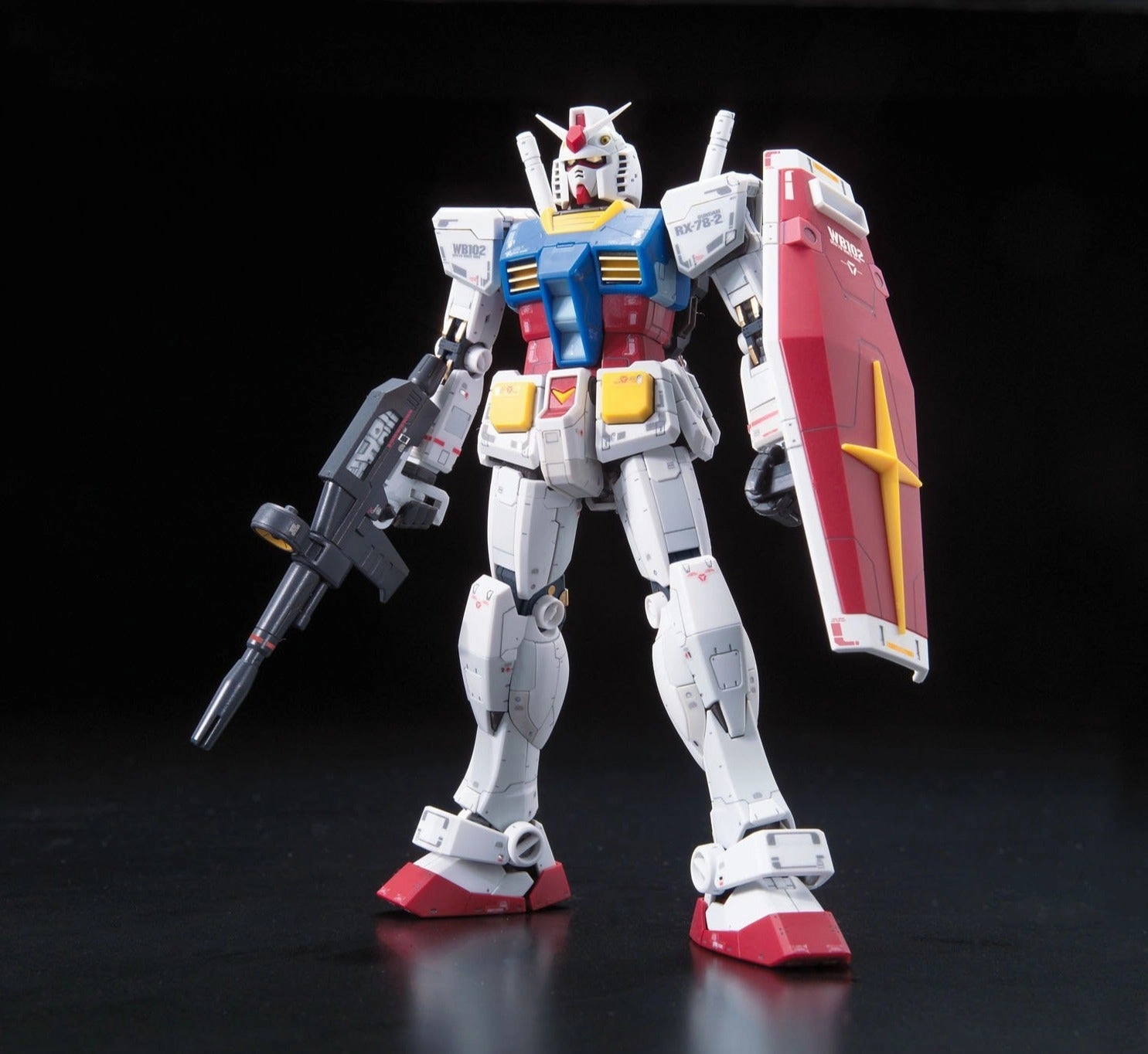Gundam 1/144 RG #01 Gundam 0079 RX-78-2 Gundam E.F.S.F. Model Kit Collector's Club