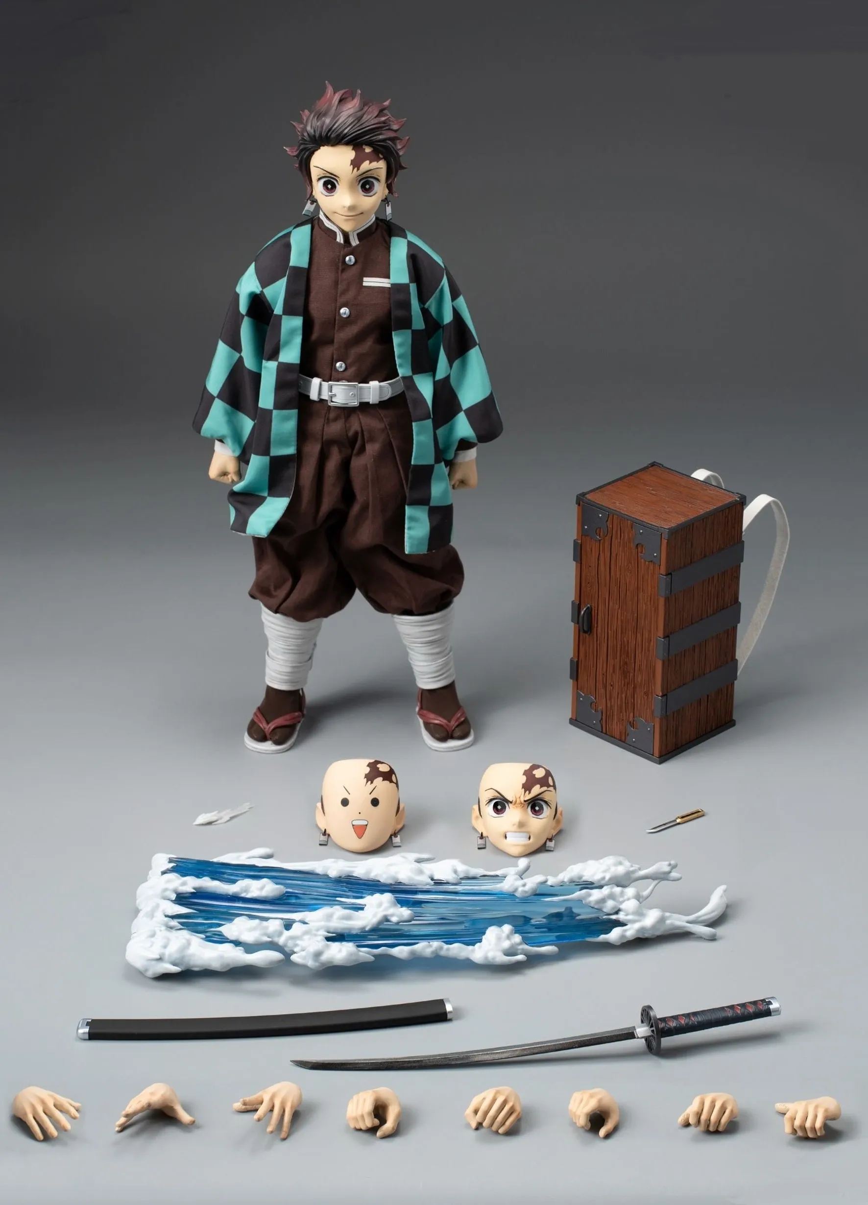 ThreeZero FigZero 1/6 Demon Slayer: Kimetsu no Yaiba Tanjiro Kamado Scale Action Figure Niche Interest